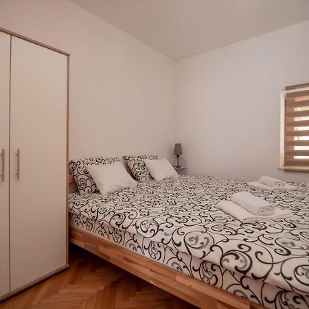Apartman Nina Stari Grad Требинє Екстер'єр фото